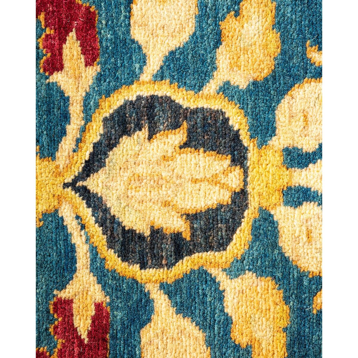 Overton Hand Knotted Wool Vintage Inspired Traditional Mogul Blue Area Rug 6'1" x 8'10" Bed